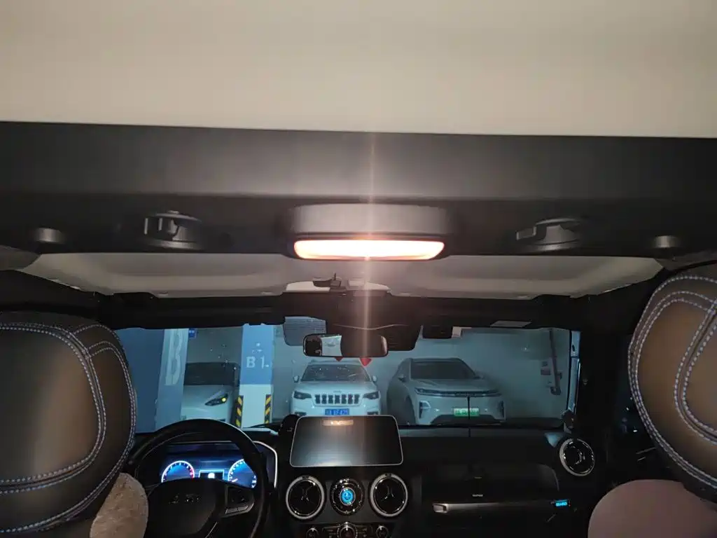 BAIC BJ40 2023 2.0D AT