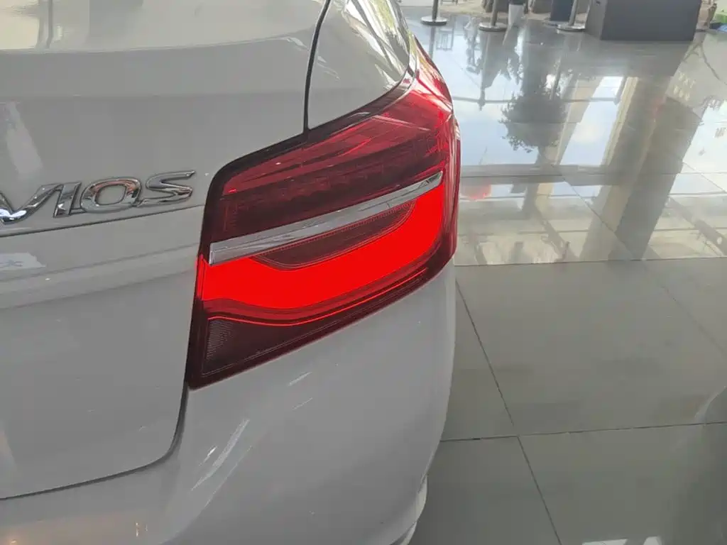 Toyota Vios — миниатюра 8