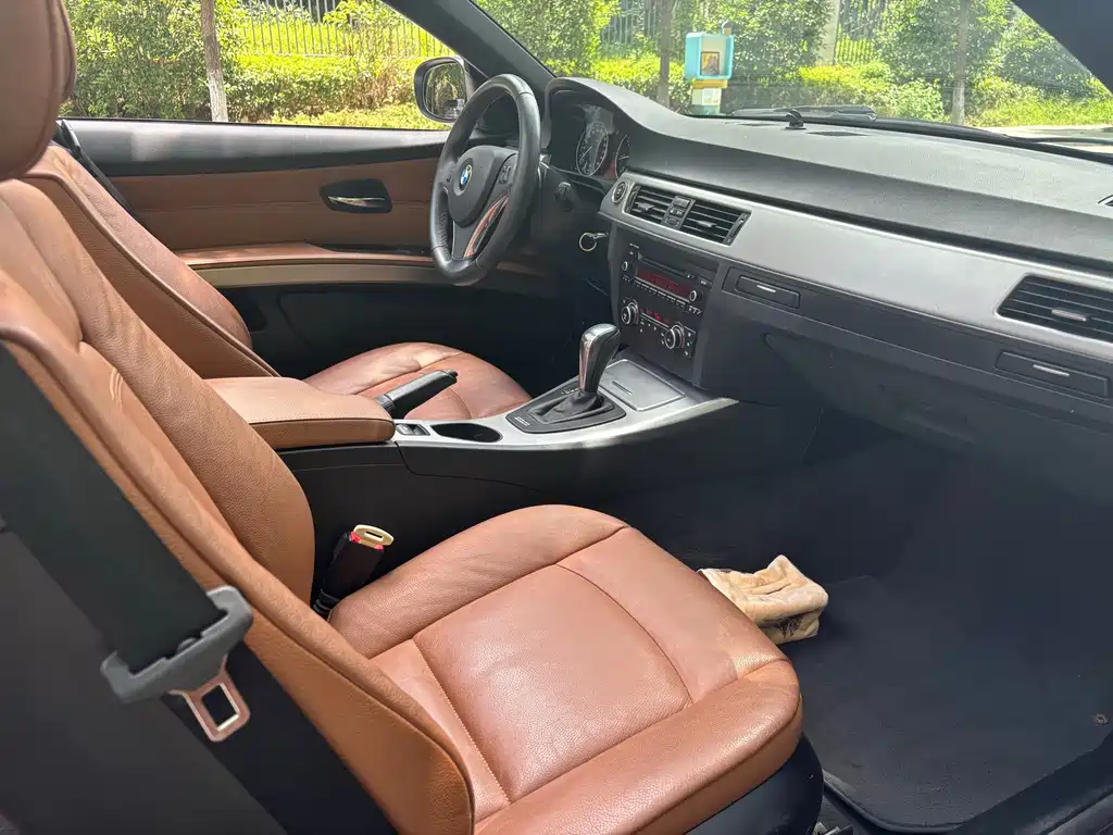 BMW 3 Series (Import) 320i Convertible Coupe Edition, фото 5