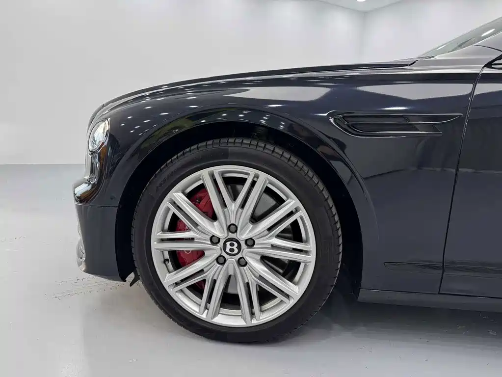Bentley Flying Spur — миниатюра 10