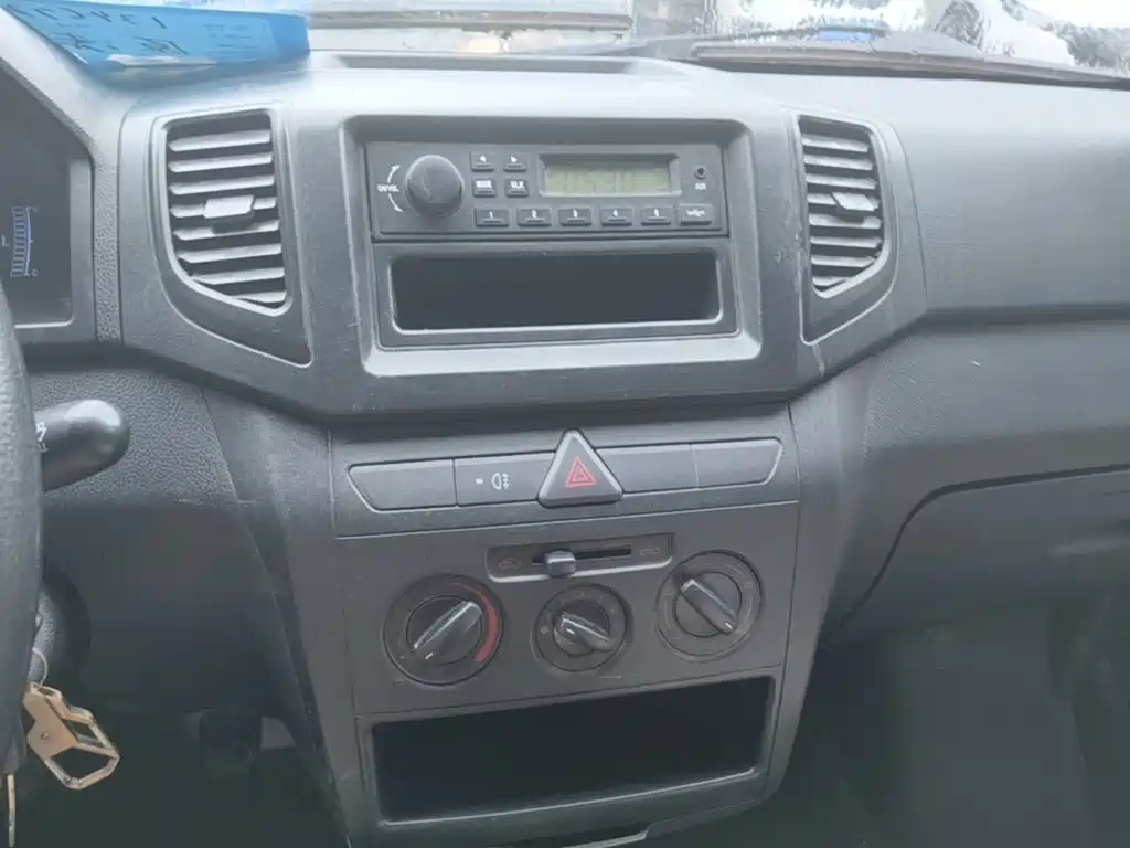 FAW V75 — миниатюра 13