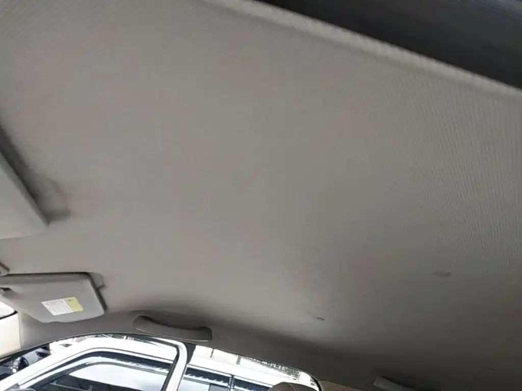 Wuling MINIEV — миниатюра 18