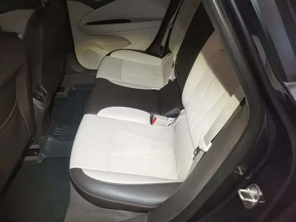 Buick Verano — миниатюра 17