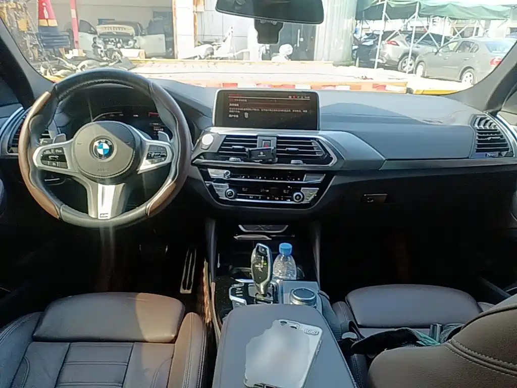 BMW X4 — миниатюра 10