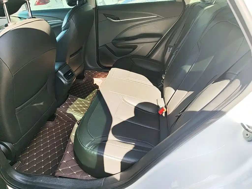 Buick Excelle — миниатюра 17