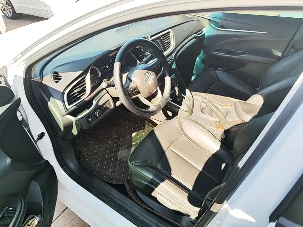Buick Excelle — миниатюра 16