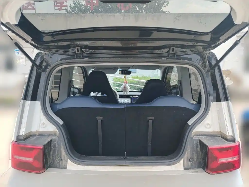 Wuling MINIEV — миниатюра 10