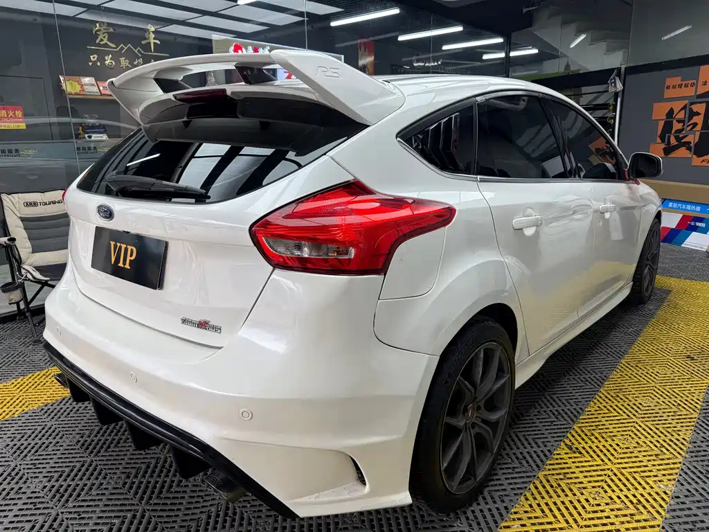 Ford Focus — миниатюра 7