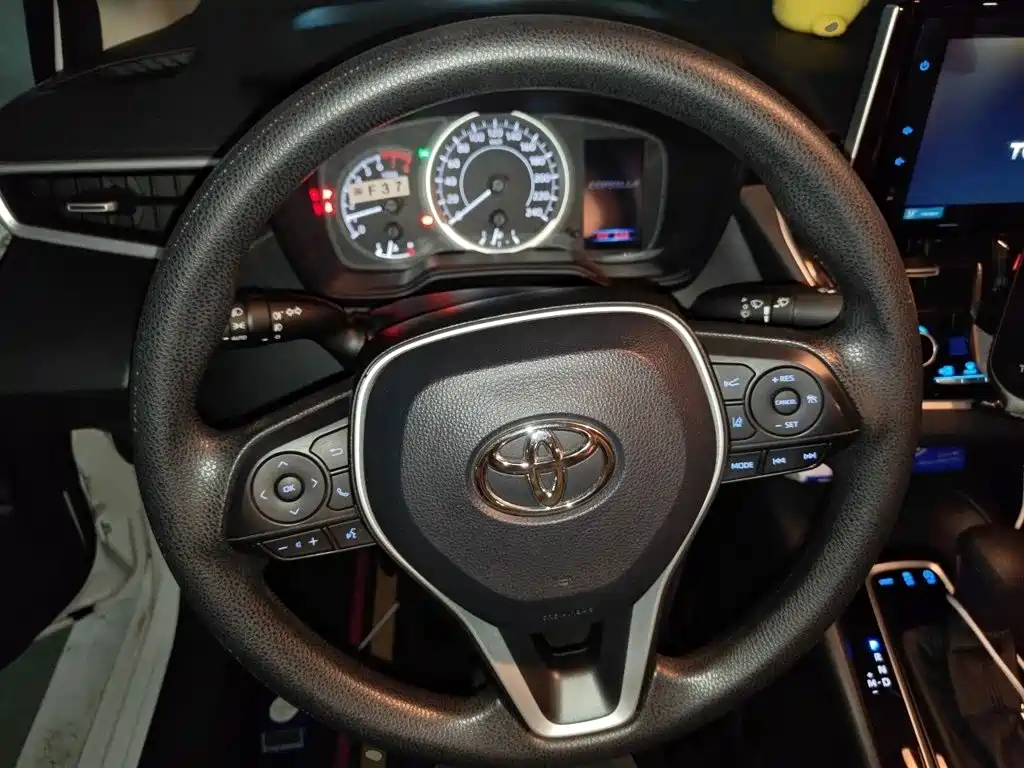 Toyota Corolla — миниатюра 3