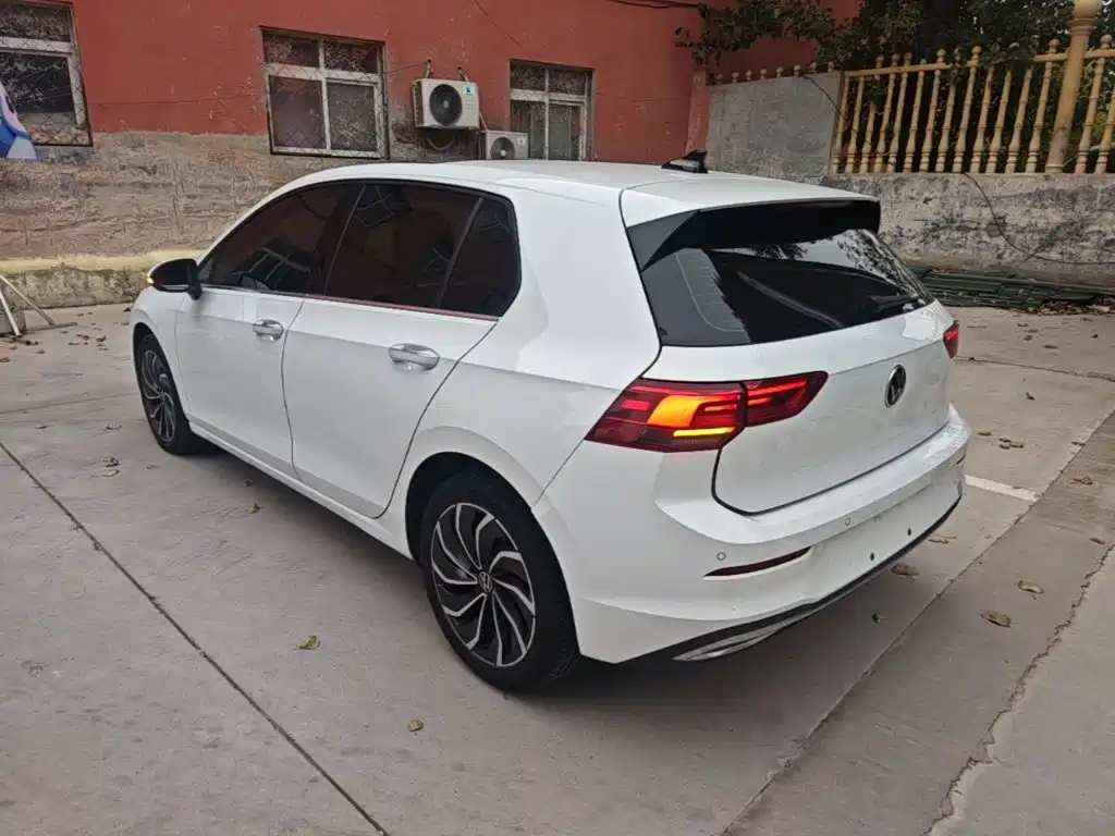 Volkswagen Golf — миниатюра 5