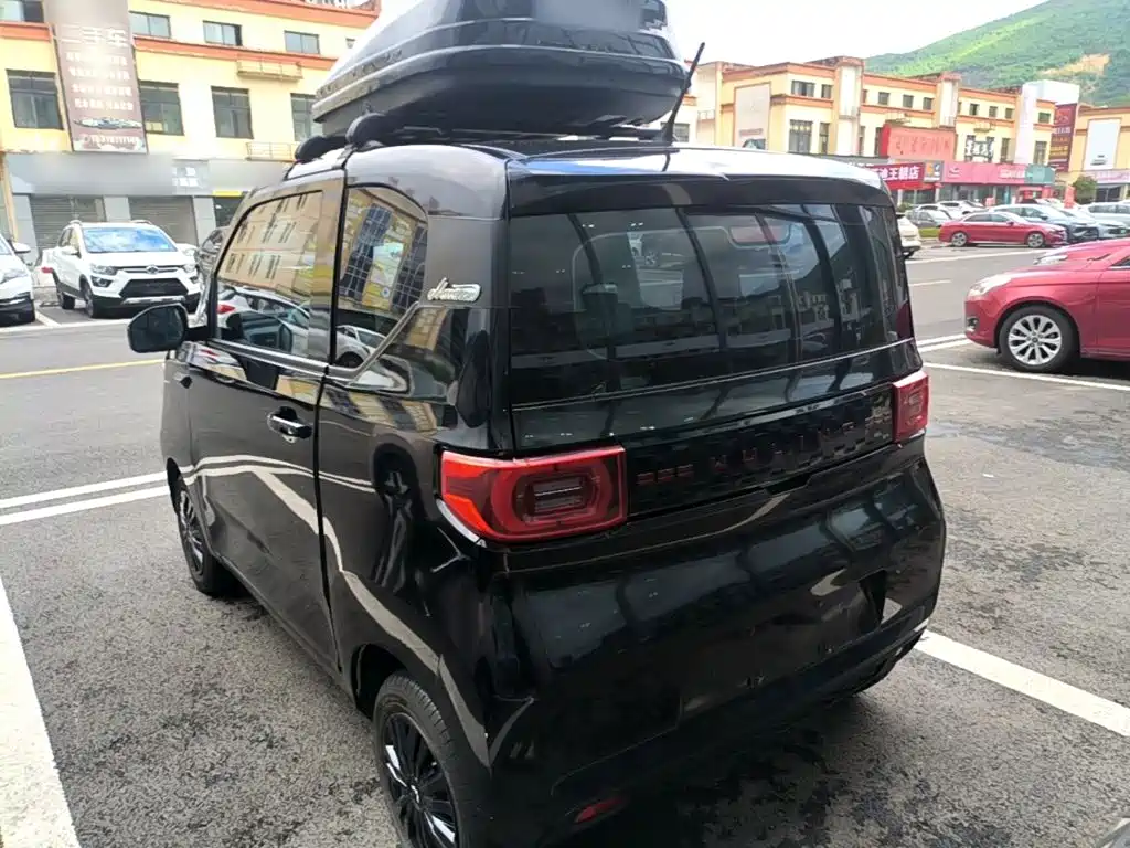Wuling MINIEV — миниатюра 5