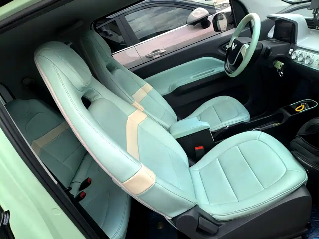Wuling MINIEV — миниатюра 25