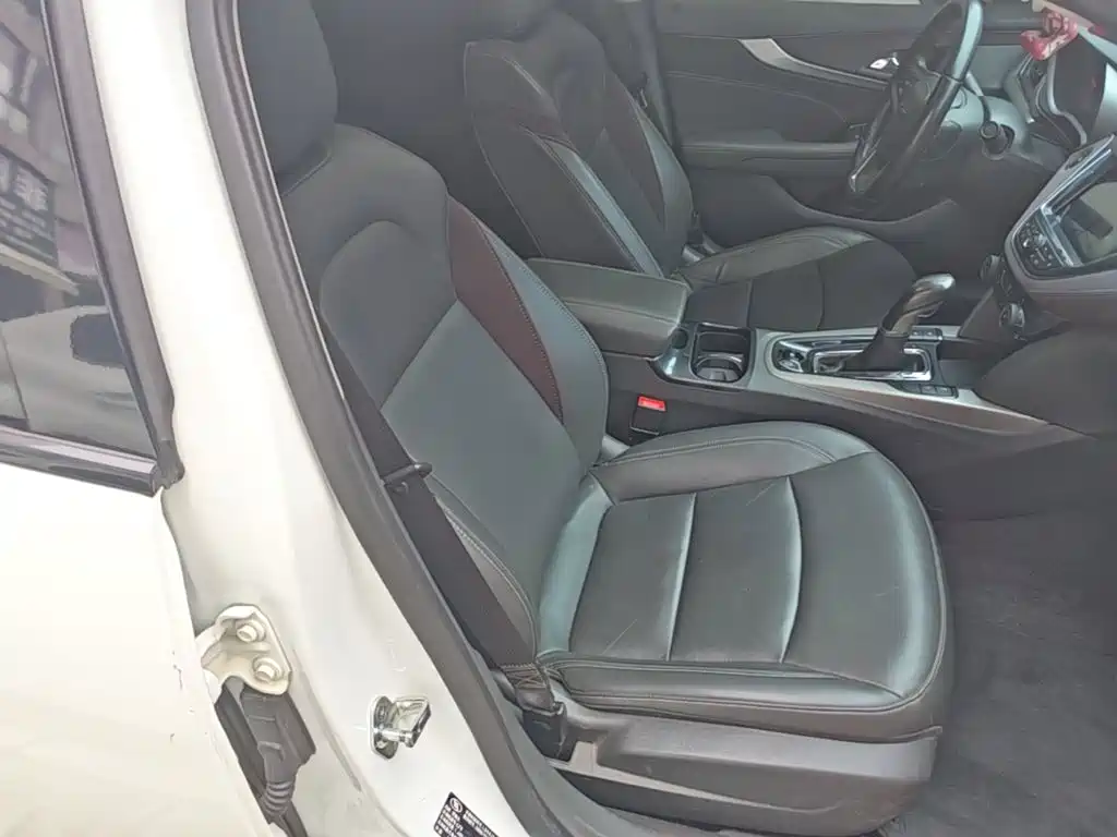 Chevrolet Malibu — миниатюра 25