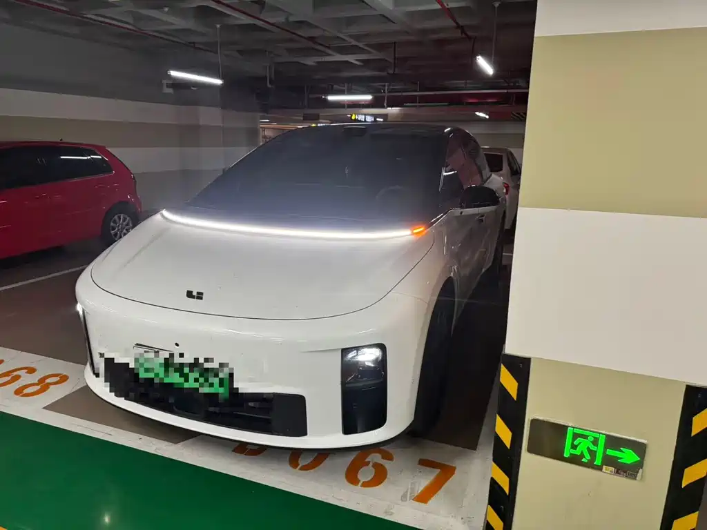 Li Auto Li i6