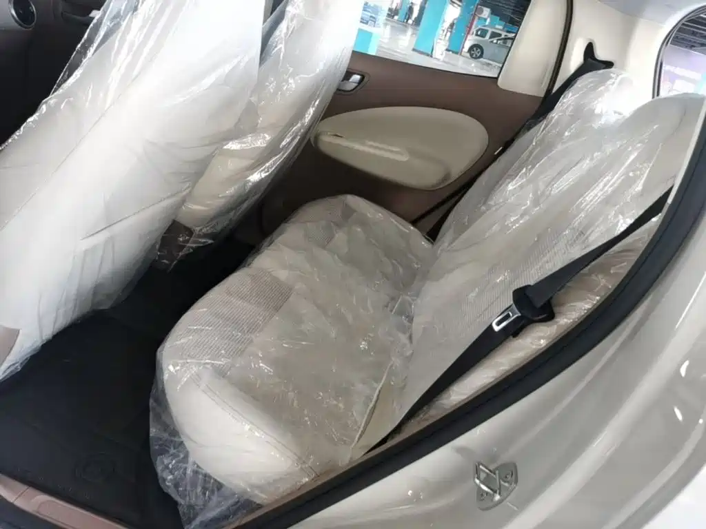 Wuling MINIEV — миниатюра 17