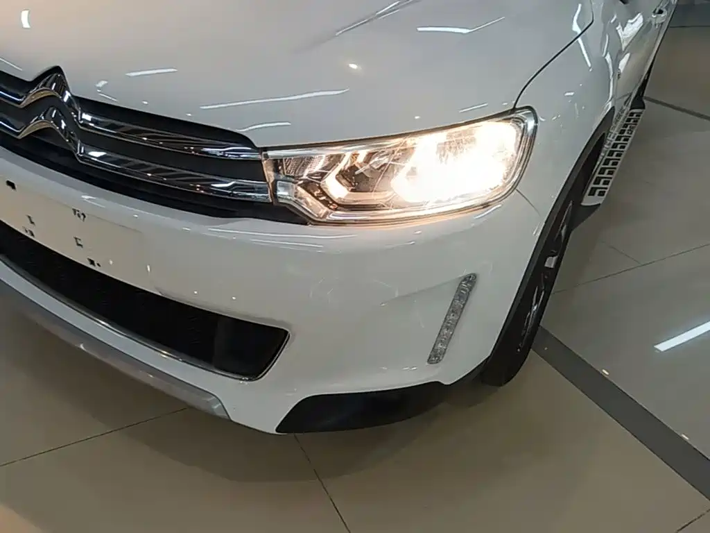 Citroen C3-XR — миниатюра 24