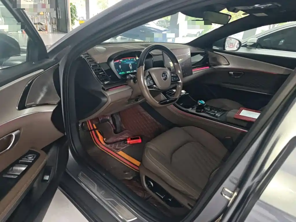 BYD Han — миниатюра 16
