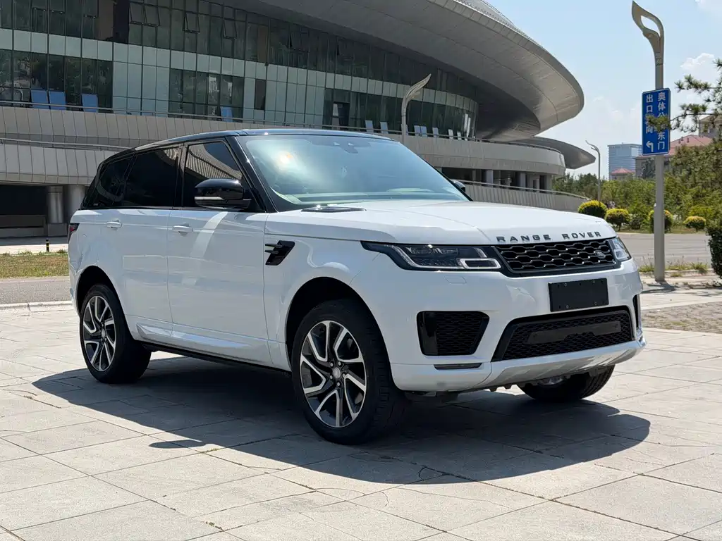 Land Rover Range Rover Sport 3.0 SC V6 HSE DYNAMIC, фото 3