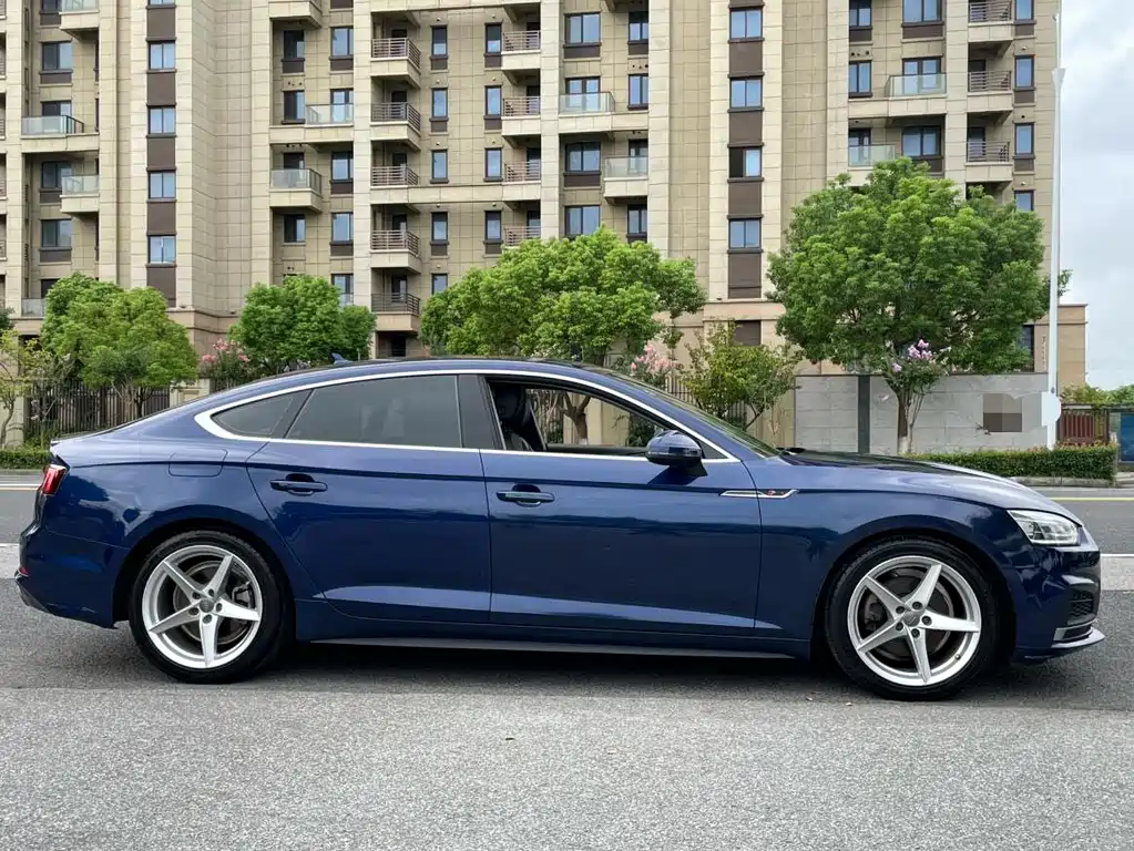 Audi A5 (Import) — миниатюра 13