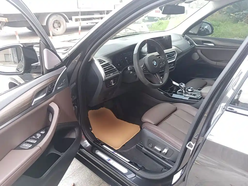 BMW X3 — миниатюра 16