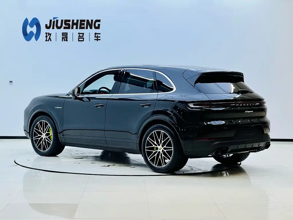 Porsche Cayenne Hybrid — миниатюра 4