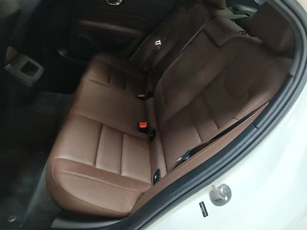 Volvo S60 — миниатюра 17