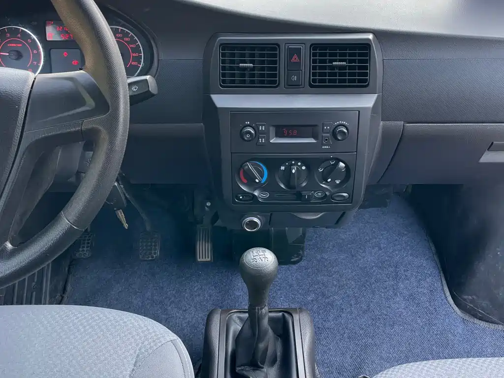 WULING WULING RONGGUANG