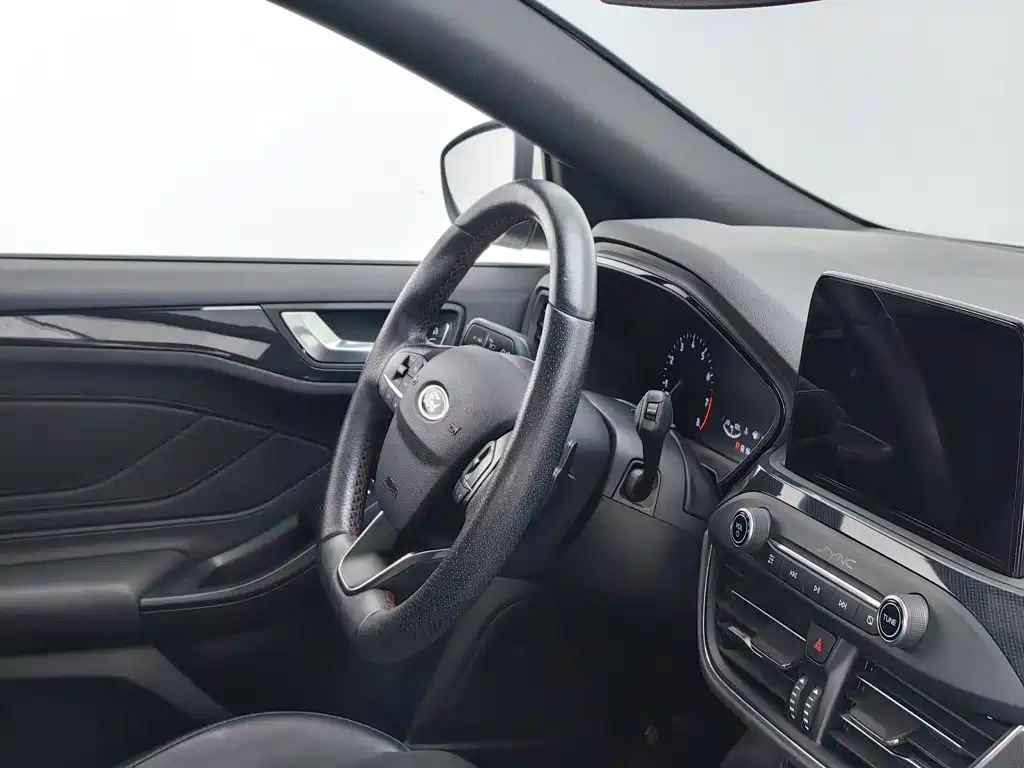 Ford Focus — миниатюра 22