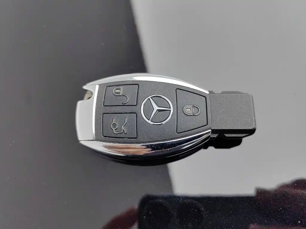 Mercedes-Benz GLC — миниатюра 19