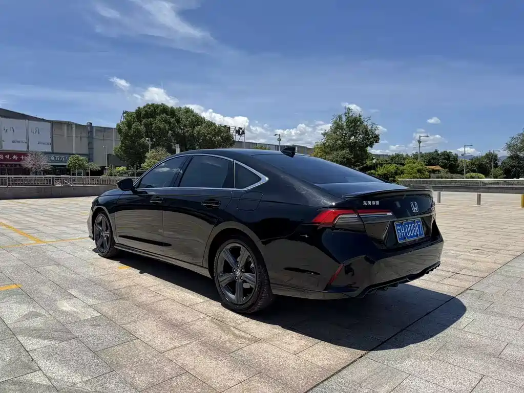 Honda Inspire — миниатюра 6