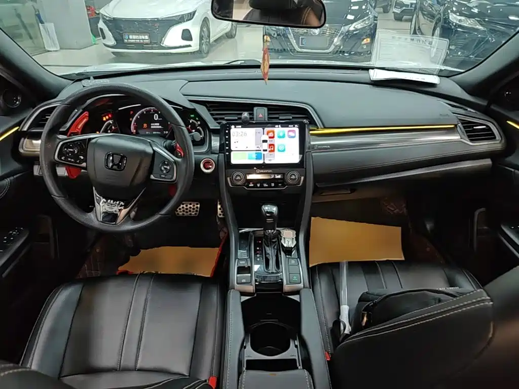 Honda Civic — миниатюра 10