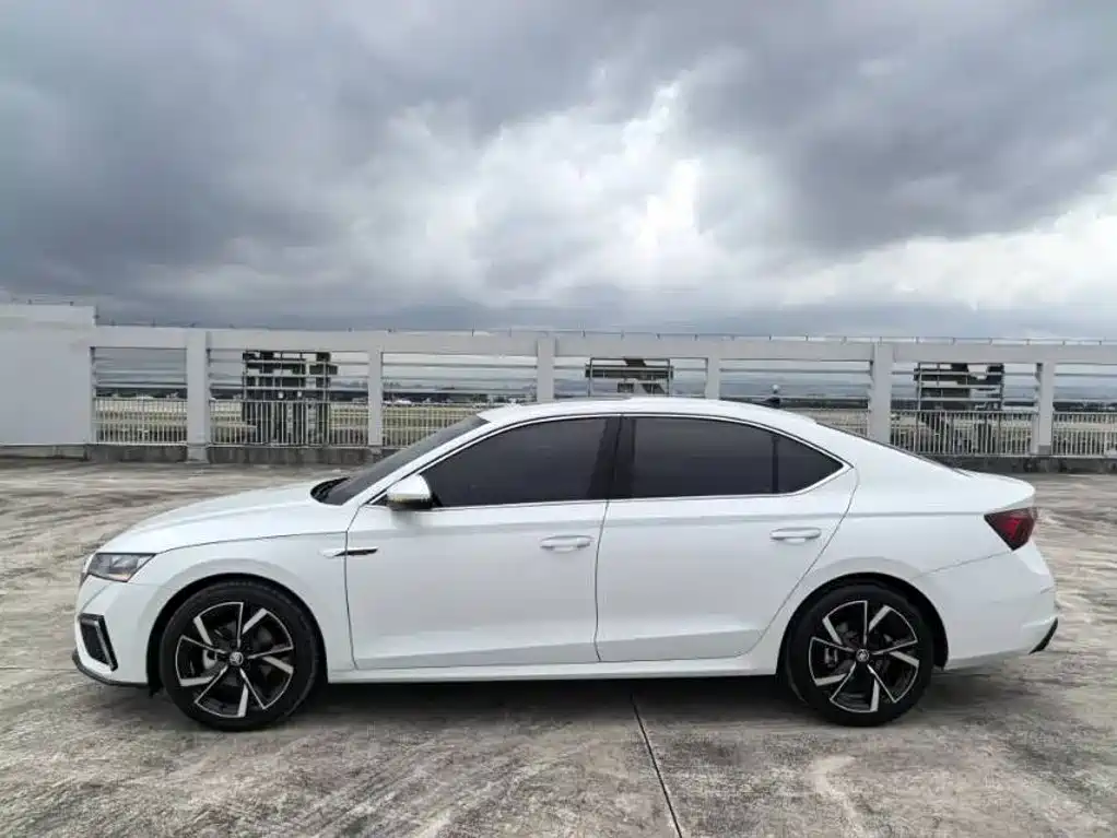 Skoda Octavia — миниатюра 2