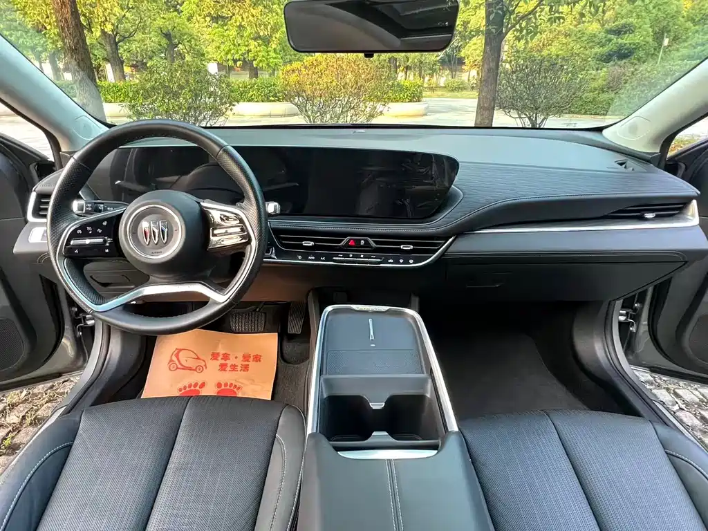 Buick LaCrosse — миниатюра 11
