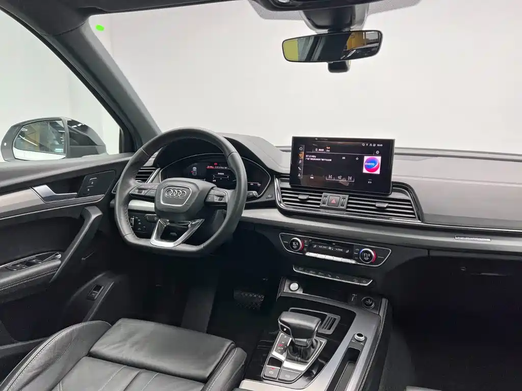 Audi Q5L Sportback — миниатюра 24