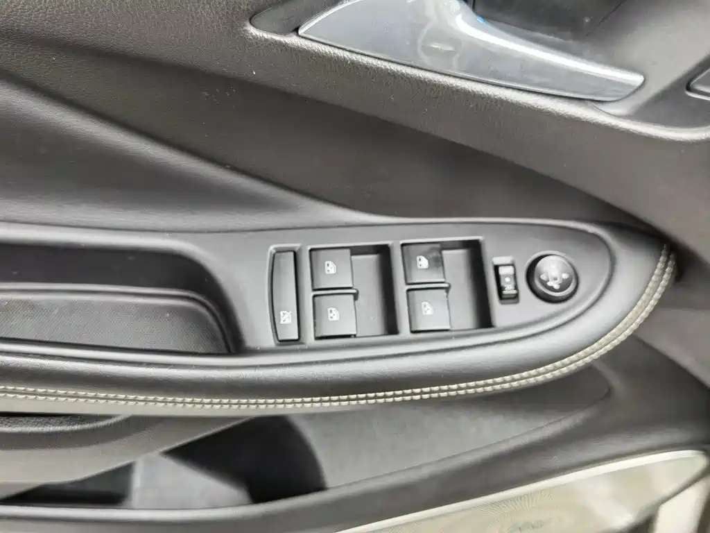 Buick Envision Plus — миниатюра 9