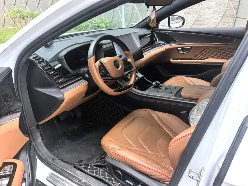 BYD Han — миниатюра 11