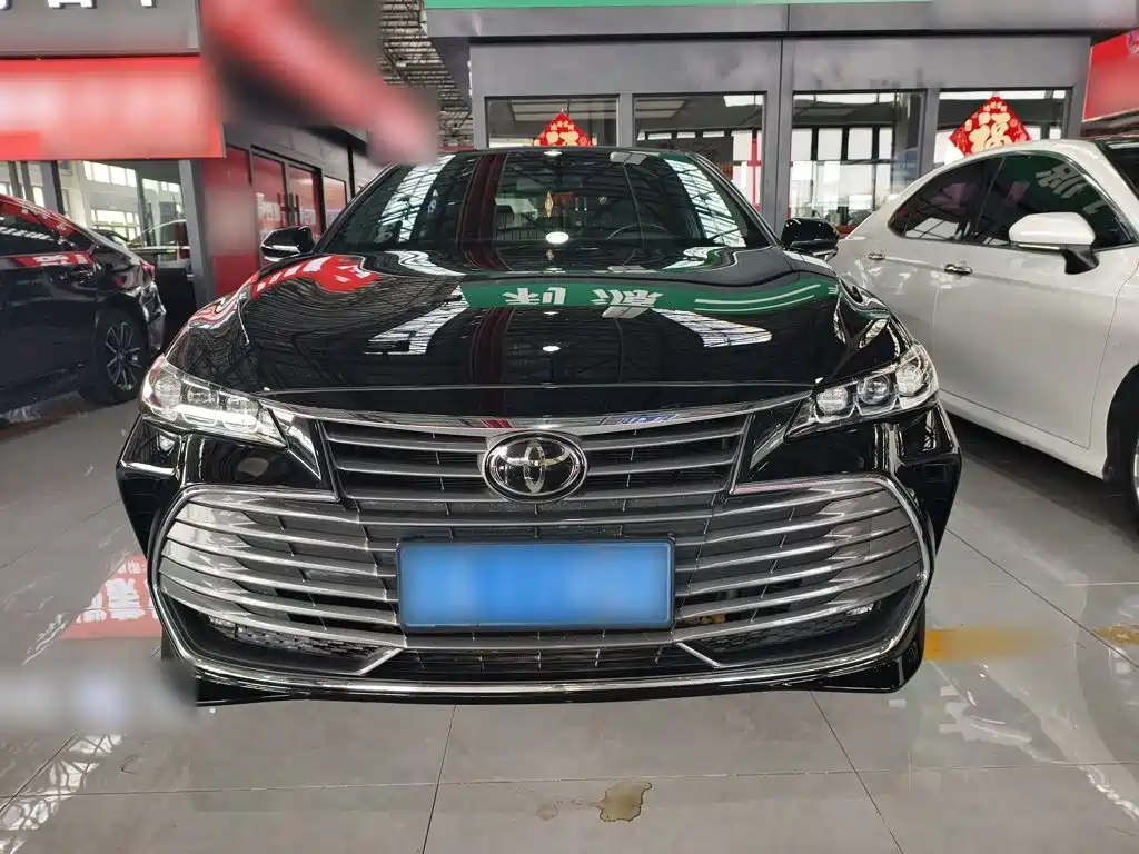Toyota Avalon — миниатюра 8