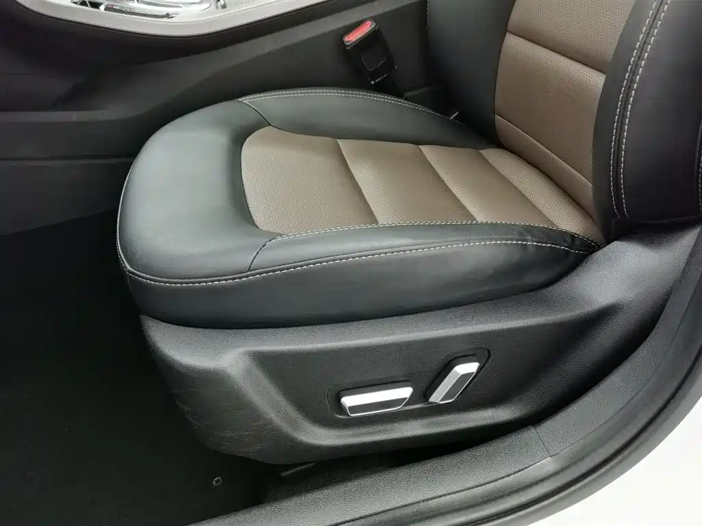 GEELY AUTOMOBILE EMGRAND GL