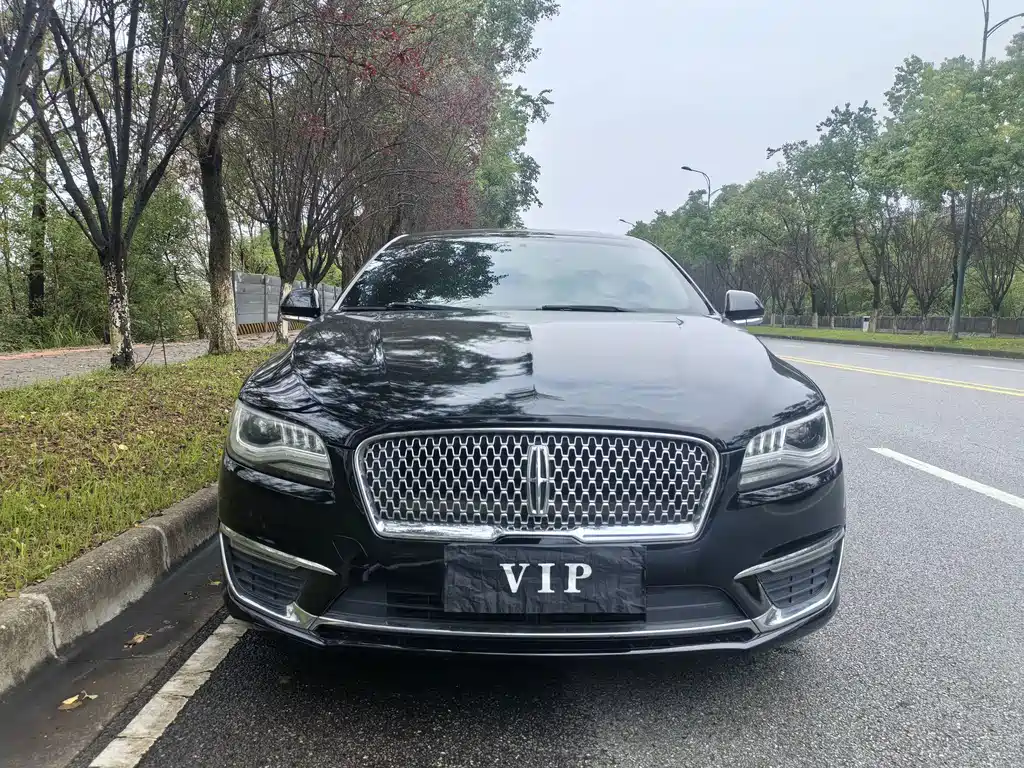 Lincoln MKZ — миниатюра 2