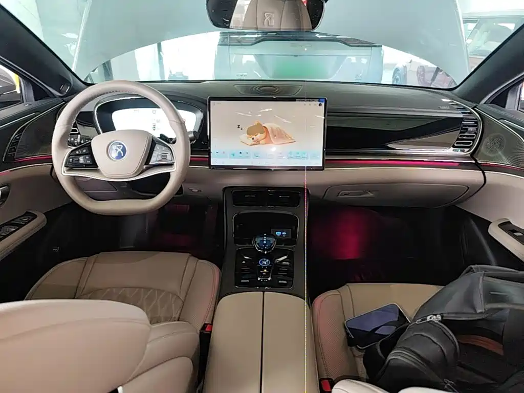 BYD Han — миниатюра 10