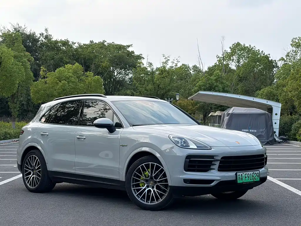 Porsche Cayenne Hybrid — миниатюра 3