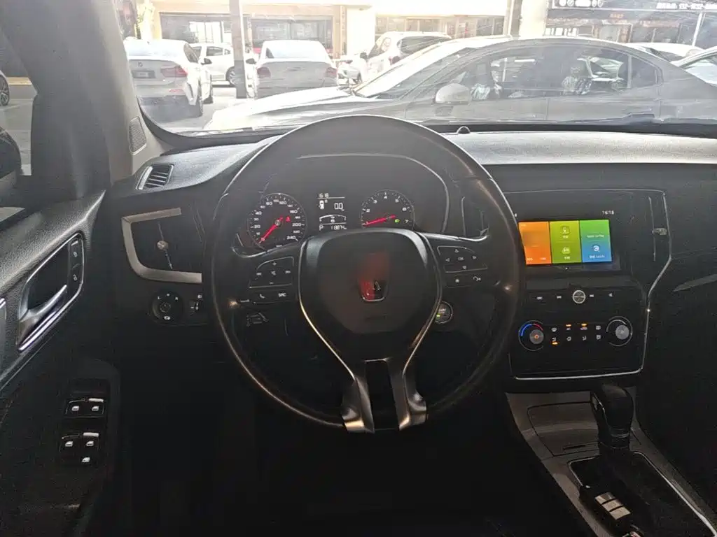 Roewe RX5 — миниатюра 11