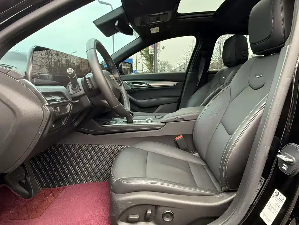 Cadillac CT5 — миниатюра 4
