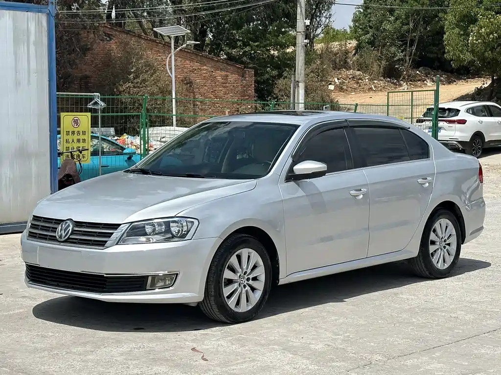 Volkswagen Lavida 2014