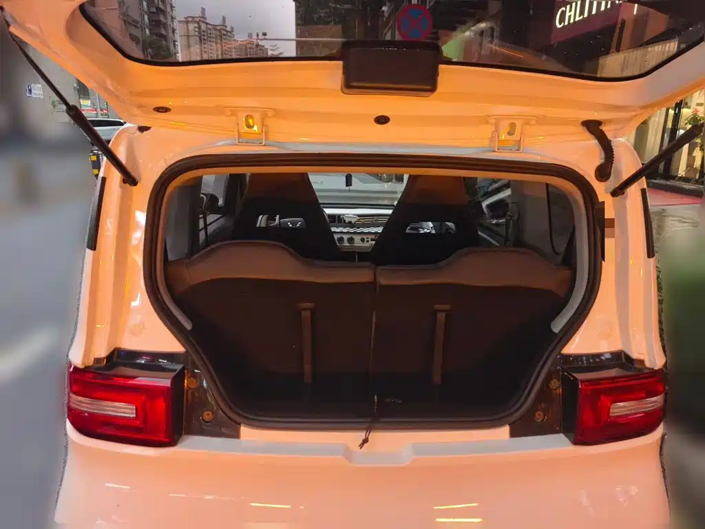Wuling MINIEV — миниатюра 15