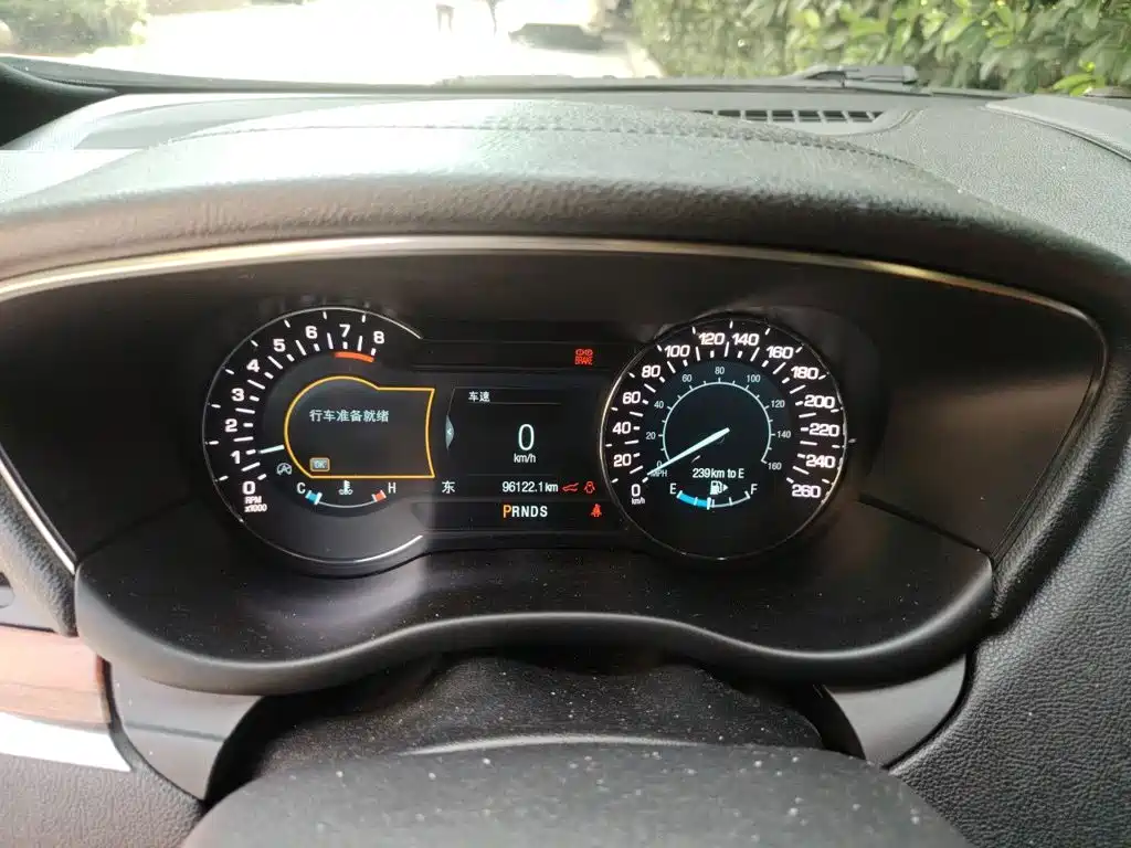 Lincoln MKC — миниатюра 7