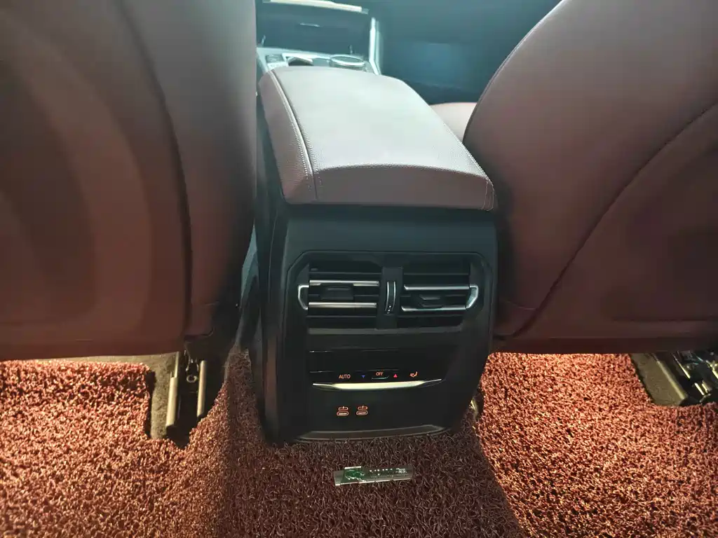 BMW 3 Series — миниатюра 12