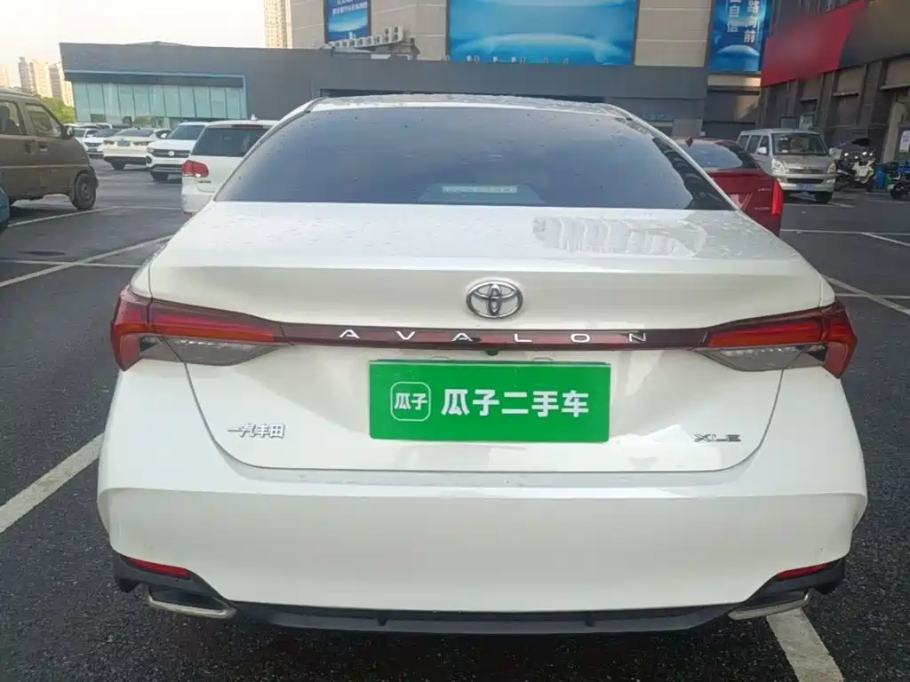 Toyota Avalon — миниатюра 6