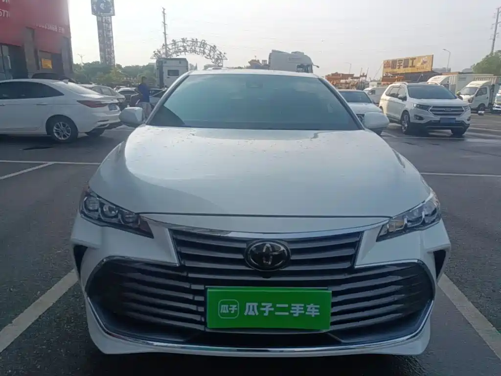 Toyota Avalon — миниатюра 3