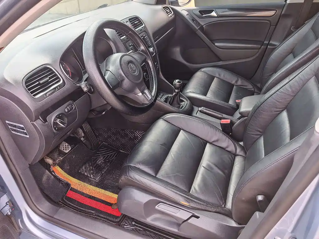 Volkswagen Golf — миниатюра 4